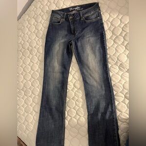 Wrangler Blue Straight Leg Jeans Versatile Everyday Wear